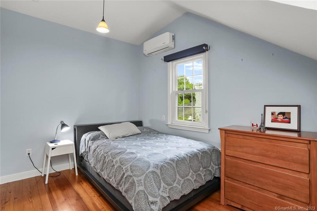 25 Summit Road Riverside, CT 06878 - Photo 23 of 38