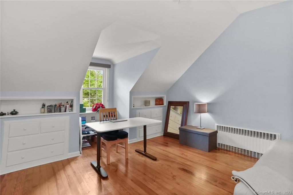 25 Summit Road Riverside, CT 06878 - Photo 27 of 38