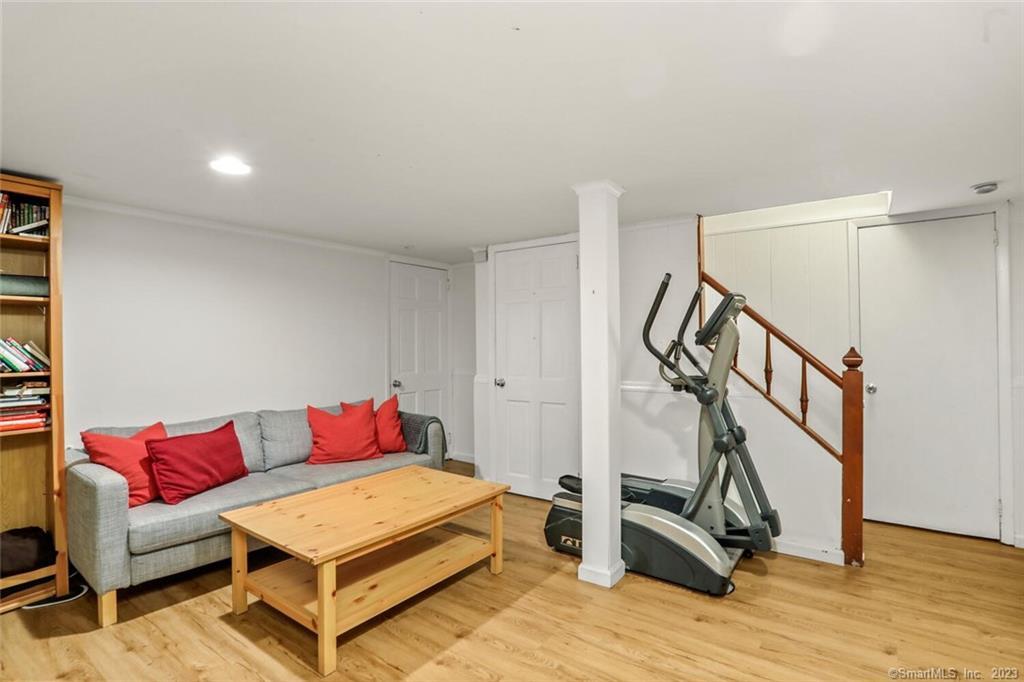 25 Summit Road Riverside, CT 06878 - Photo 30 of 38