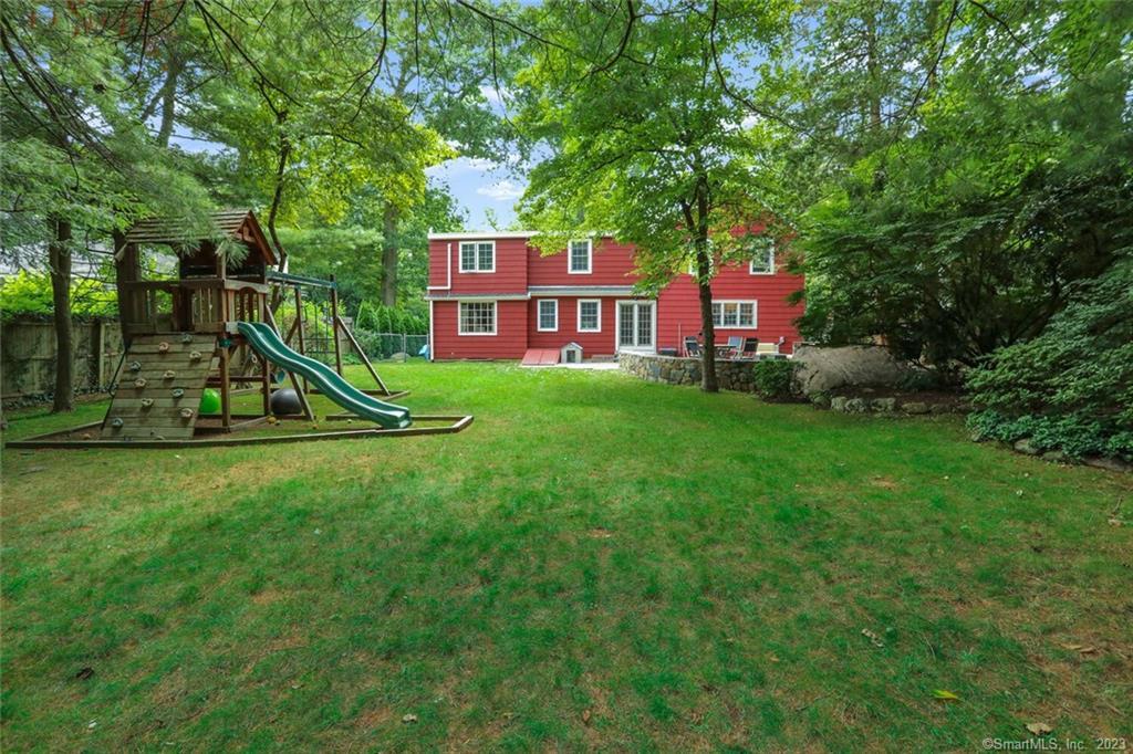 25 Summit Road Riverside, CT 06878 - Photo 34 of 38