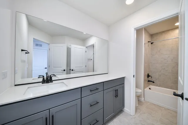 $1,499,990 | 6263 Lafond Circle, Lisle, IL 60532