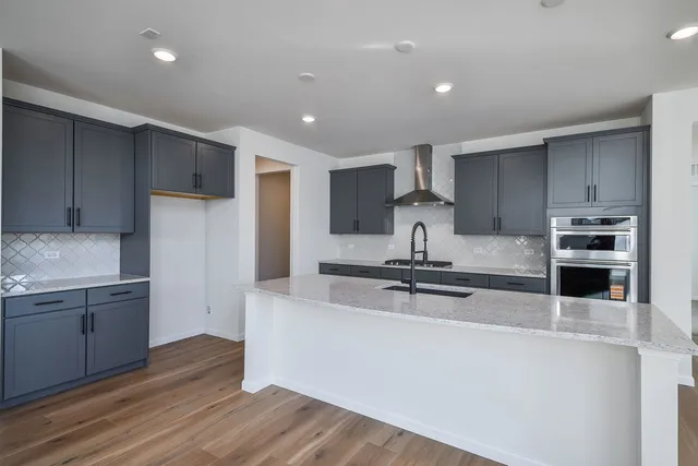 $1,499,990 | 6263 Lafond Circle, Lisle, IL 60532