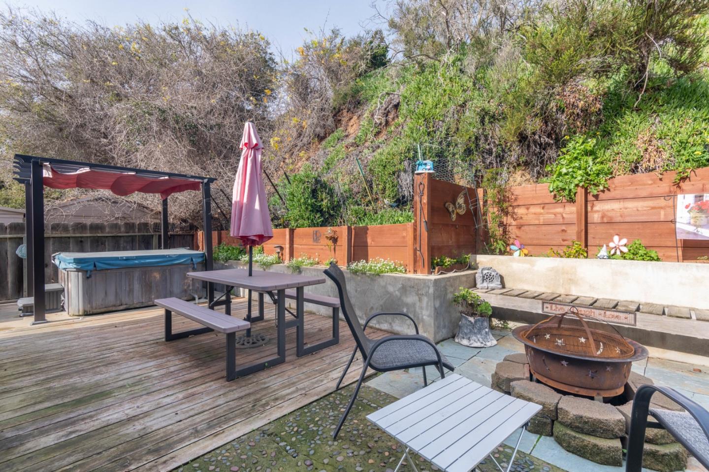 25 Work Avenue Del Rey Oaks, CA 93940 - Photo 16 of 20 Gallery Image 16