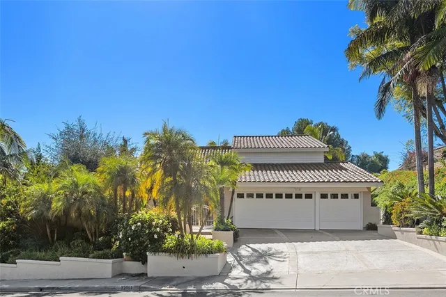 $1,695,000 | 22561 Demasia, Mission Viejo, CA 92691