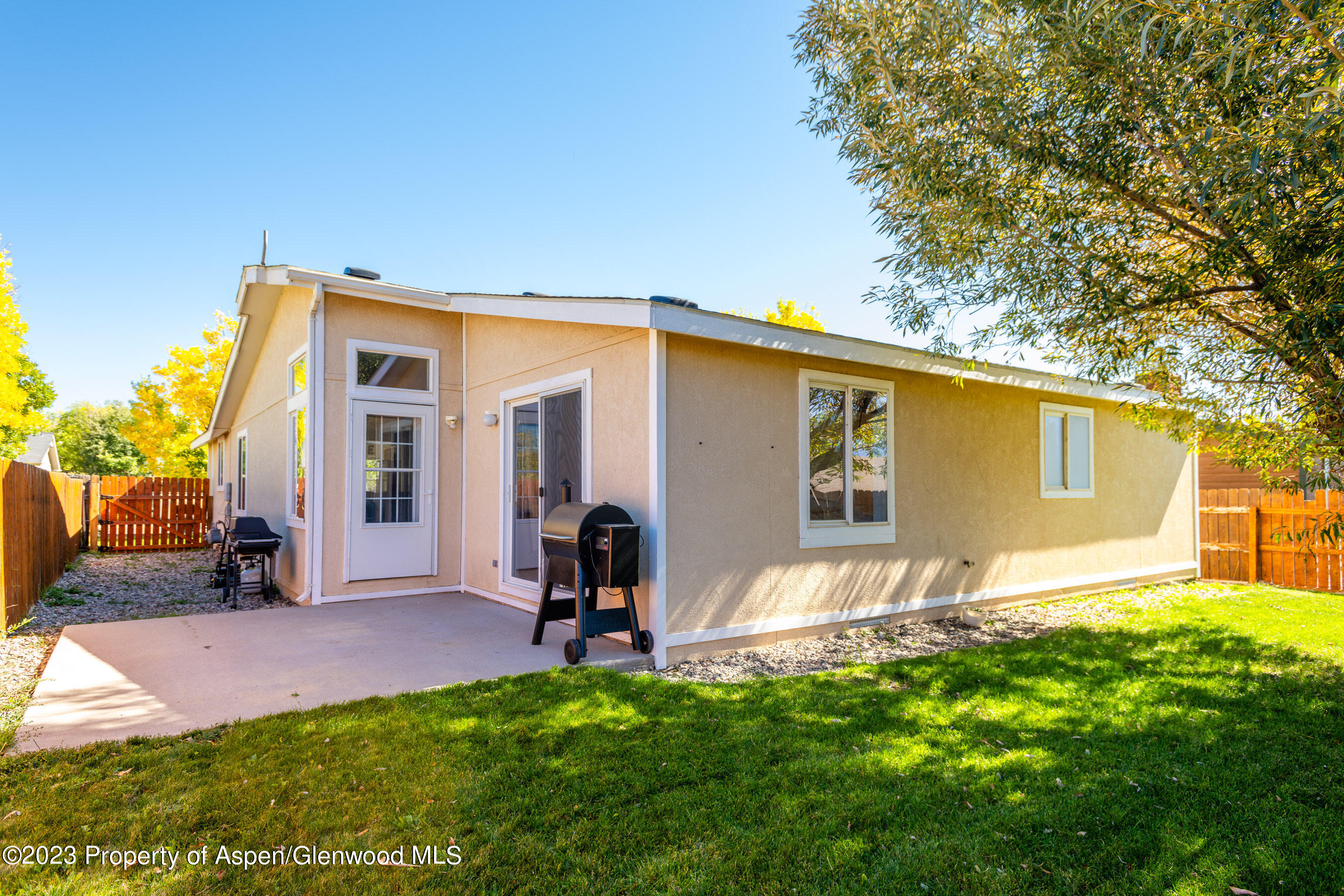 651 Evergreen Road Silt, CO 81652 - Photo 15 of 23 Back patio