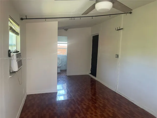 $1,225 | 1012 South 12th Street, Lantana, FL 33462