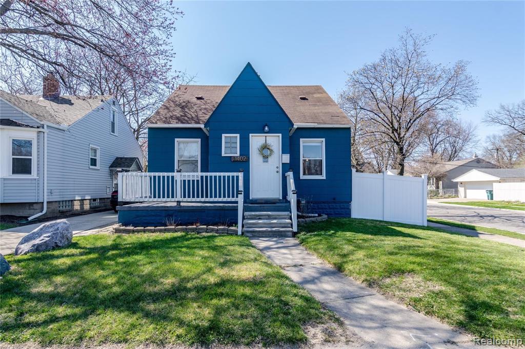 1402 East 10 Mile Road Ferndale, MI 48220 - Photo 1 of 24