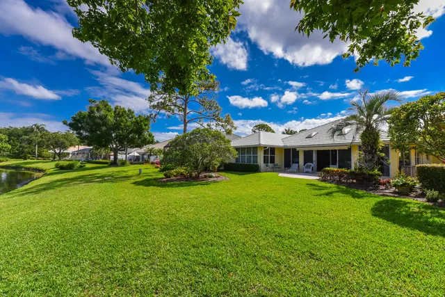 $4,500 | 3510 Southeast Cambridge Drive, Stuart, FL 34997