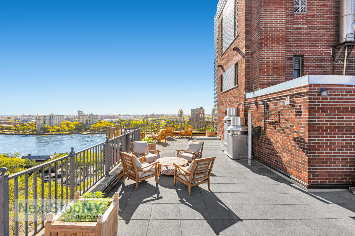 520 East 76th Street, Unit 1F Manhattan, NY 10021 - Photo 8 of 10 a view of roof deck with patio
