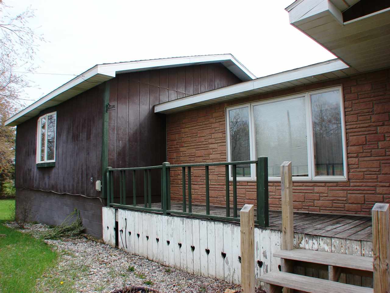 8565 South Smith Road Perrinton, MI 48871 - Photo 31 of 40 1815431-30.JPG