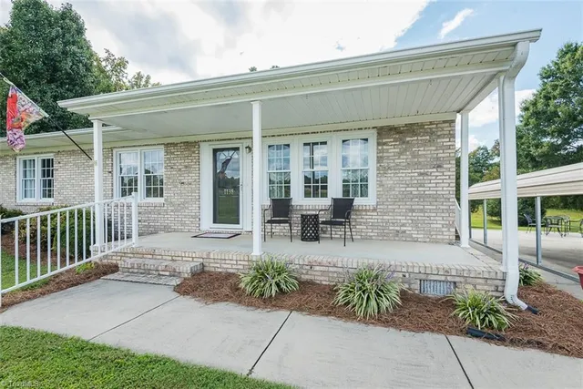 $299,990 | 1138 Gibsonville Ossipee Road, Elon, NC 27244