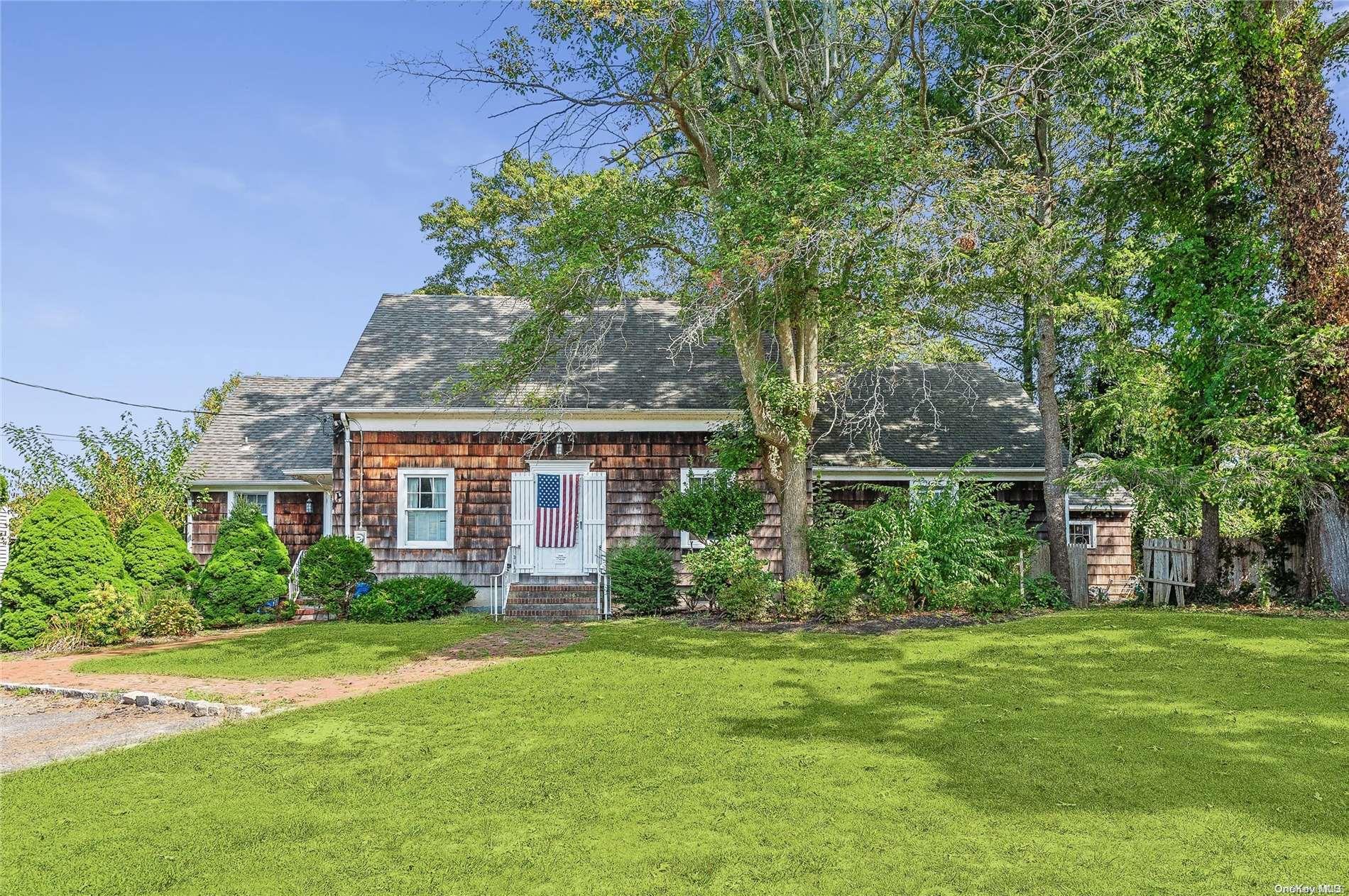 892 Pond View Road Riverhead, NY 11901 - Photo 1 of 1 Gallery Image 1