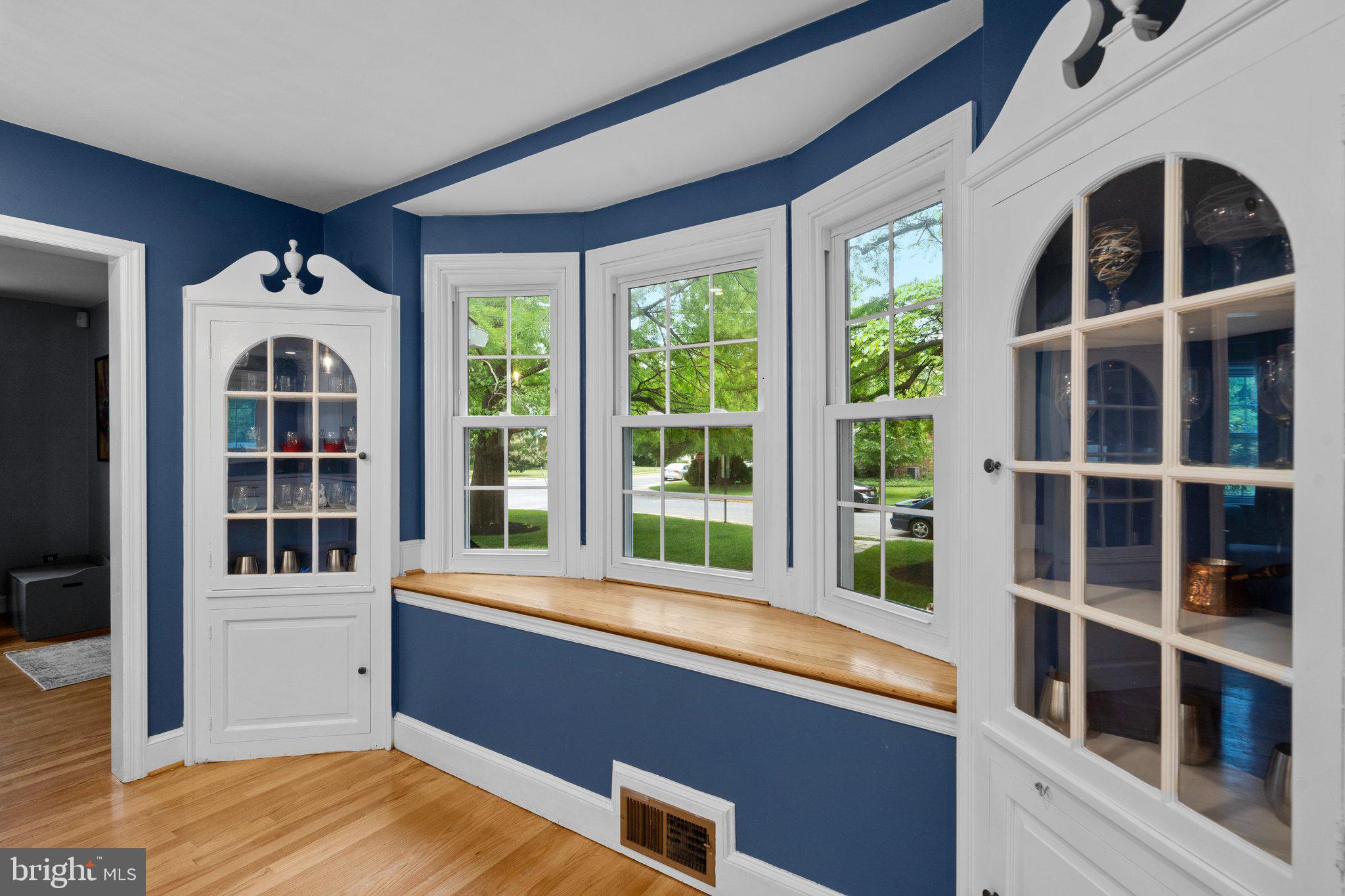4608 Harvard Road College Park, MD 20740 - Photo 15 of 51 Built In Corner Cabinets and Bay Window in Kitchen