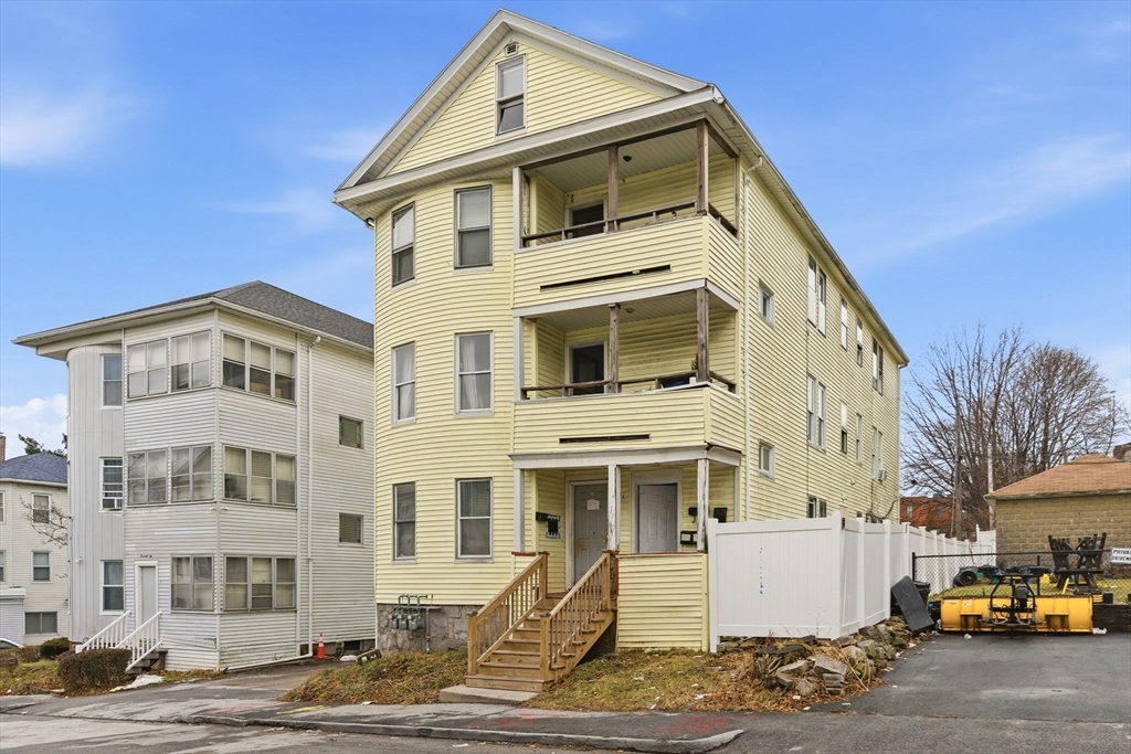 74 Esther Street Worcester, MA 01607 - Photo 2 of 18