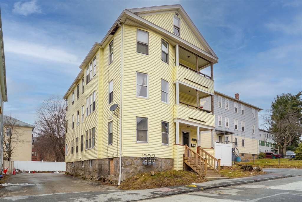 74 Esther Street Worcester, MA 01607 - Photo 3 of 18