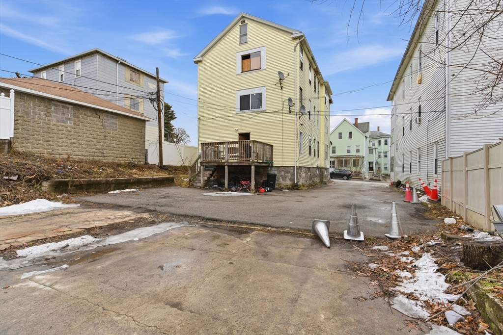 74 Esther Street Worcester, MA 01607 - Photo 4 of 18