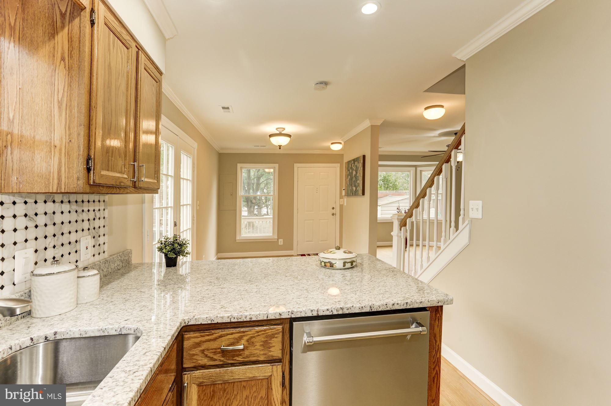6017 Sunset Ridge Court Centreville, VA 20121 - Photo 14 of 33 Granite countertop.