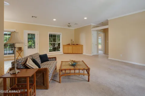 $299,900 | 284 Meadow Circle, Opelousas, LA 70570
