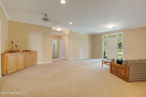 $299,900 | 284 Meadow Circle, Opelousas, LA 70570