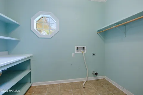 $299,900 | 284 Meadow Circle, Opelousas, LA 70570