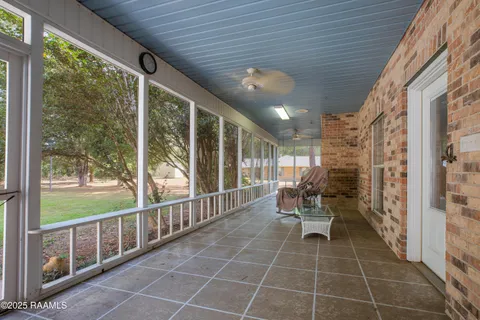 $299,900 | 284 Meadow Circle, Opelousas, LA 70570
