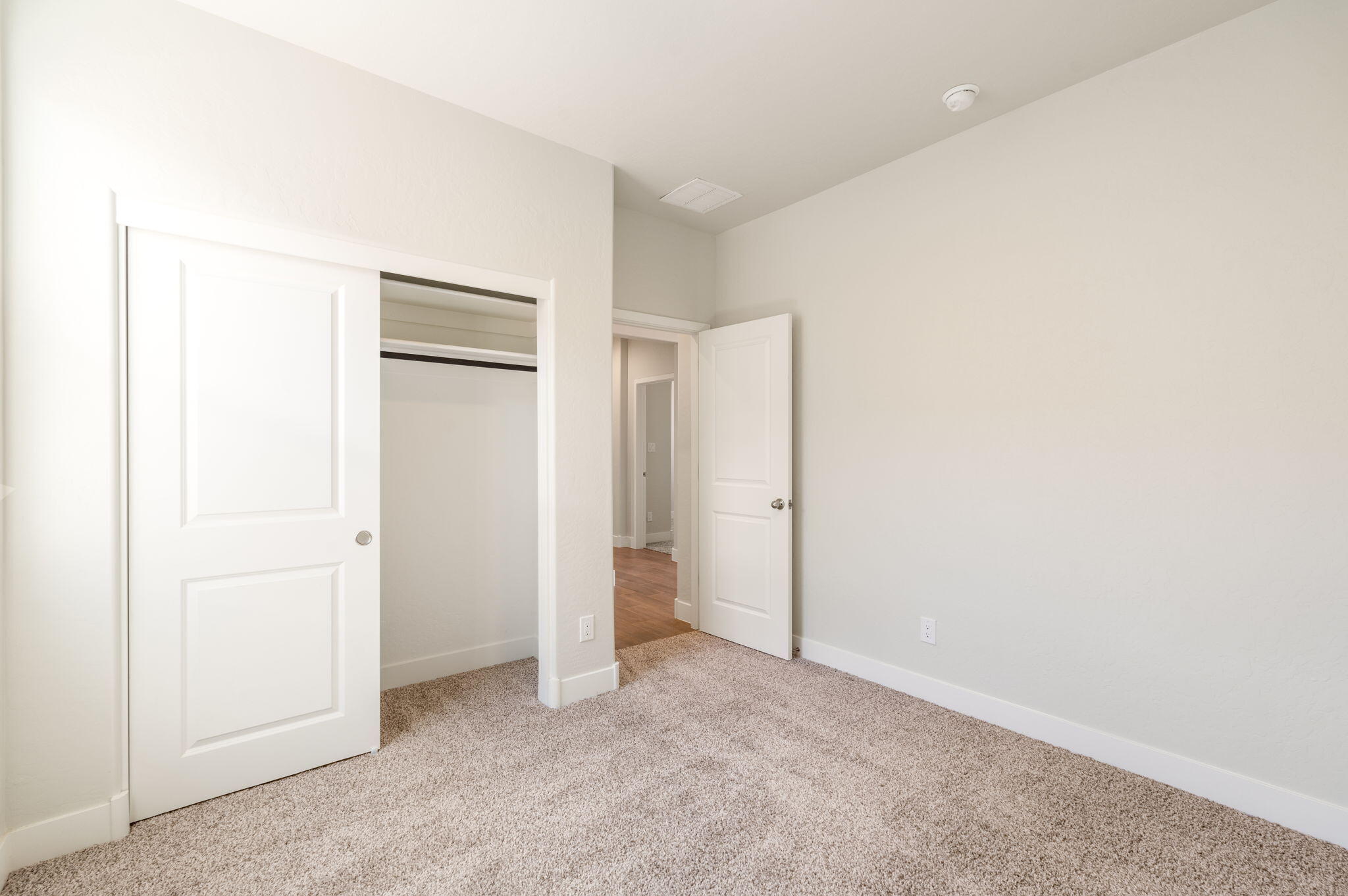 6932 Sydney Drive Northeast Rio Rancho, NM 87144 - Photo 21 of 27 Gallery Image 21