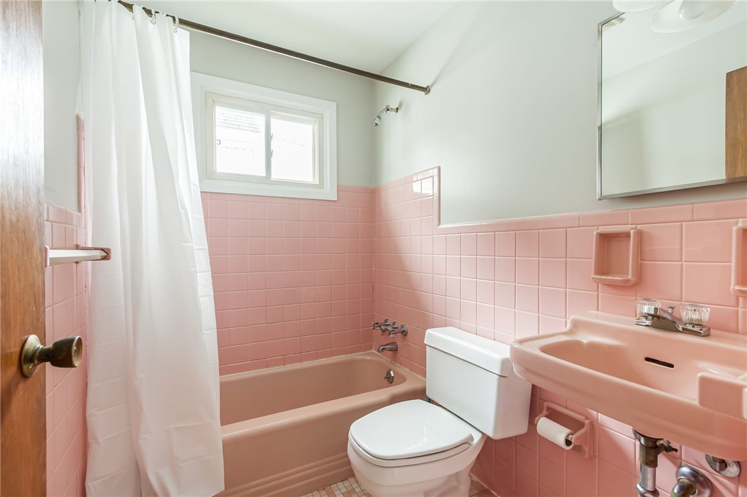 239 Woodside Place Irondequoit, NY 14609 - Photo 16 of 24