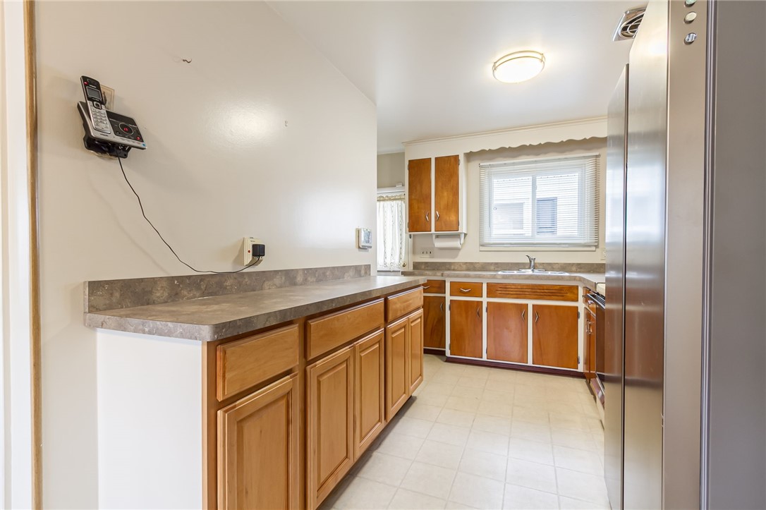 239 Woodside Place Irondequoit, NY 14609 - Photo 9 of 24