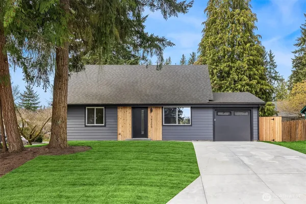 $999,990 | 14205 77th Avenue Northeast, Kirkland, WA 98034