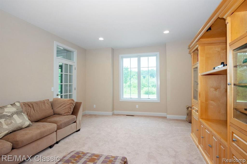 5440 North Latson Road Howell, MI 48855 - Photo 17 of 50