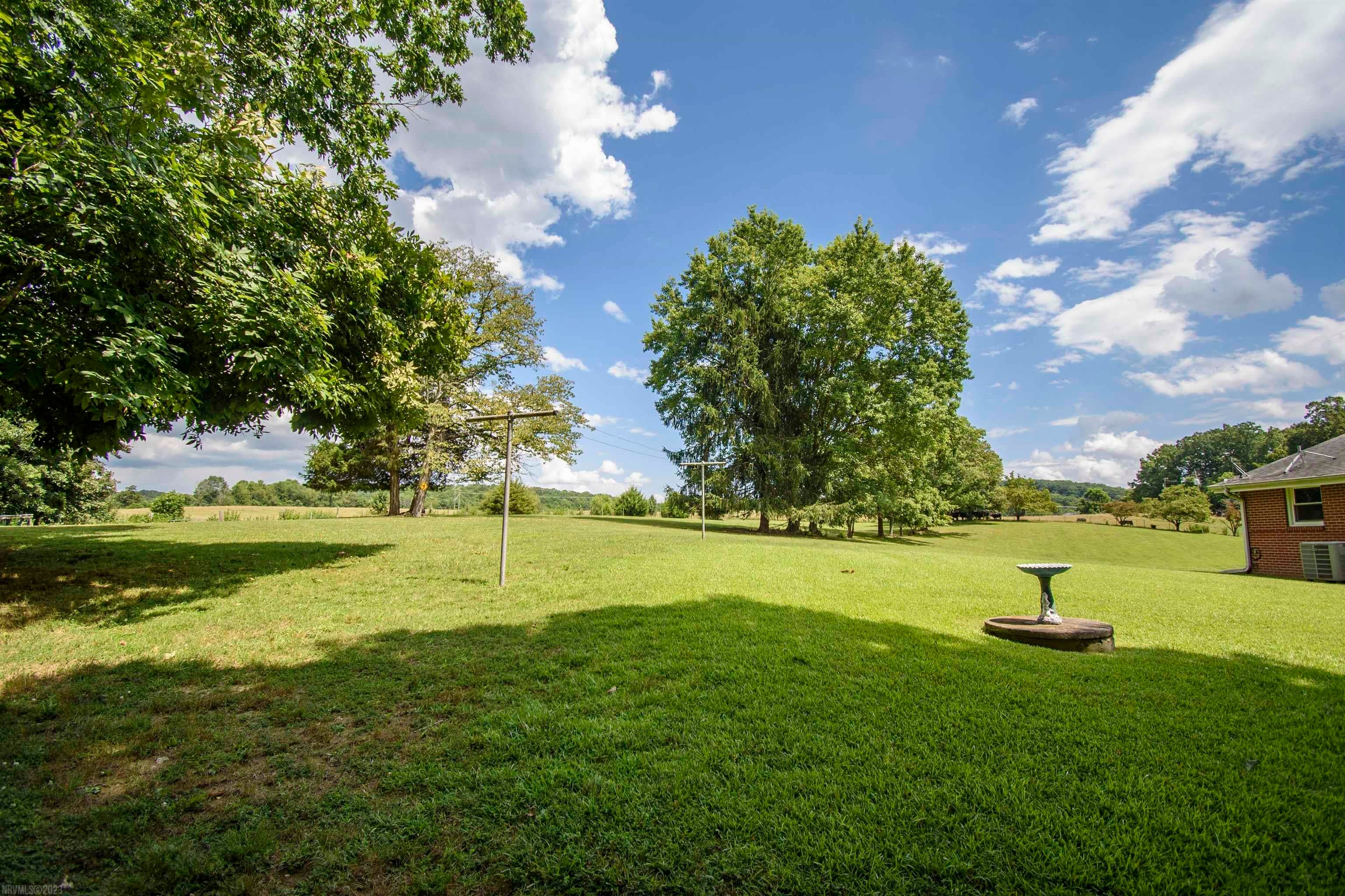 4350 Burma Road Radford, VA 24141 - Photo 12 of 45 Gallery Image 12
