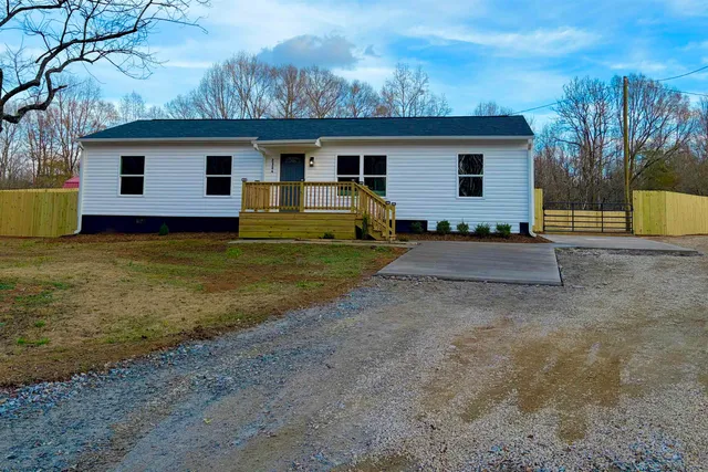 $224,900 | 2304 Old Spartanburg Highway, Woodruff, SC 29388