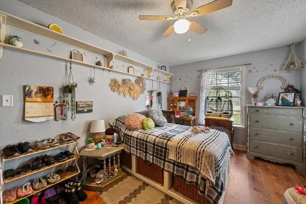 $350,000 | 856 Southeast County Road 3048, Corsicana, TX 75109