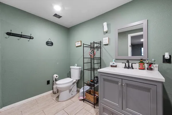 $350,000 | 856 Southeast County Road 3048, Corsicana, TX 75109