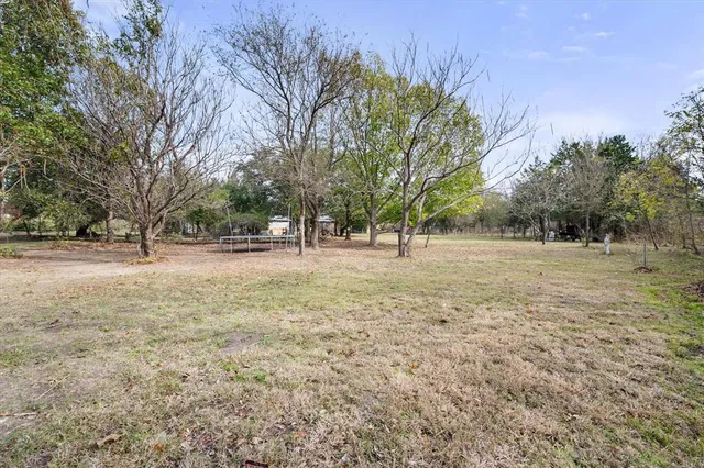 $380,000 | 856 Southeast County Road 3048, Corsicana, TX 75109