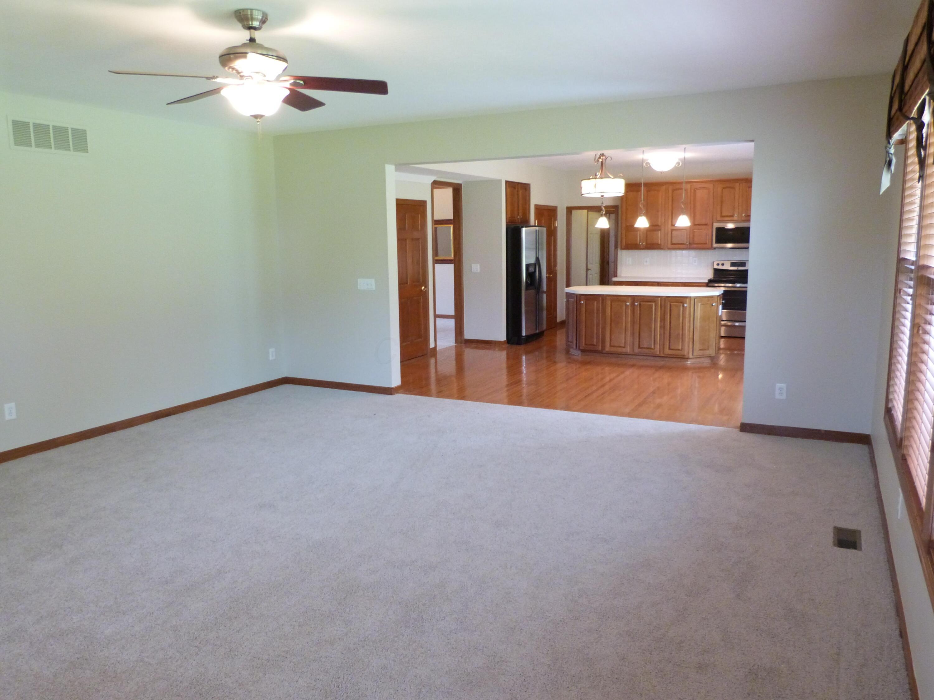 2360 Rufus Court Lewis Center, OH 43035 - Photo 14 of 45 Family Room