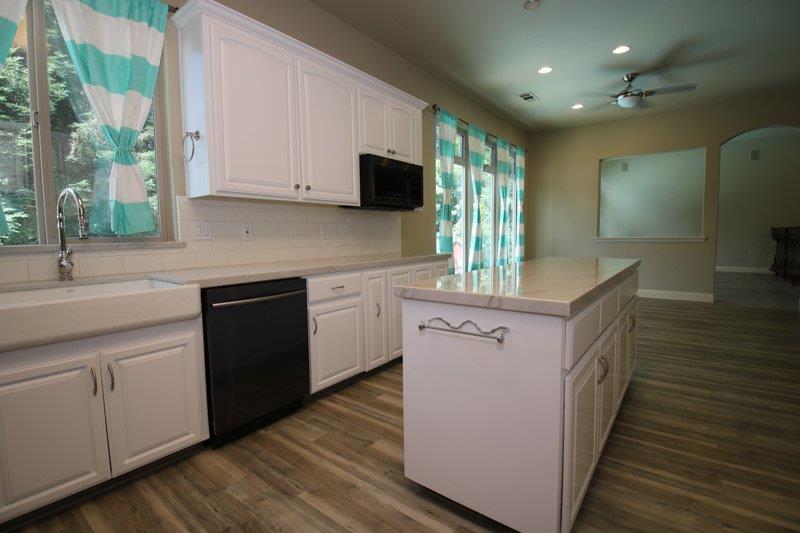 153 North Kings Drive Reedley, CA 93654 - Photo 17 of 53 Gallery Image 17