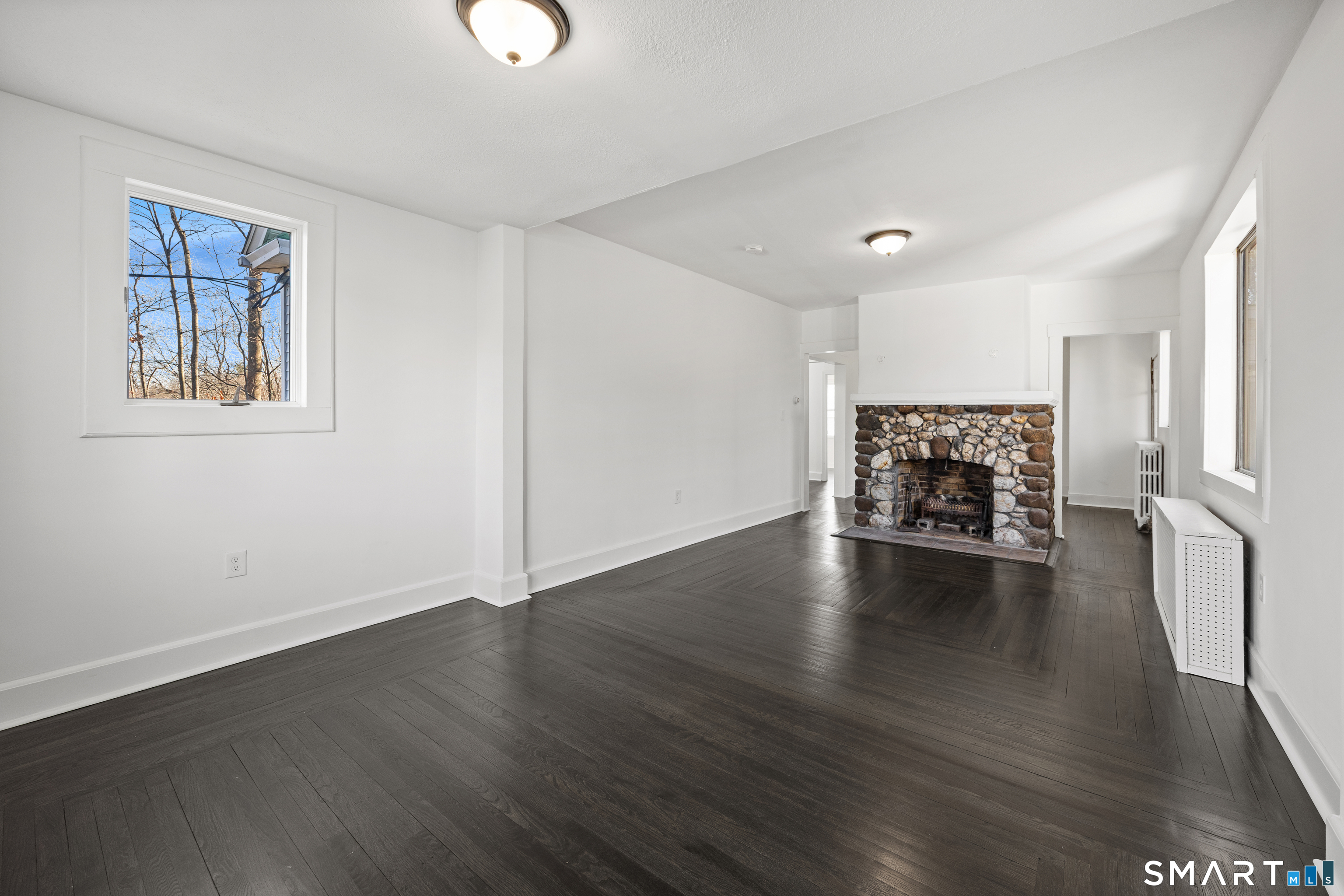 148 Burwell Road West Haven, CT 06516 - Photo 3 of 33