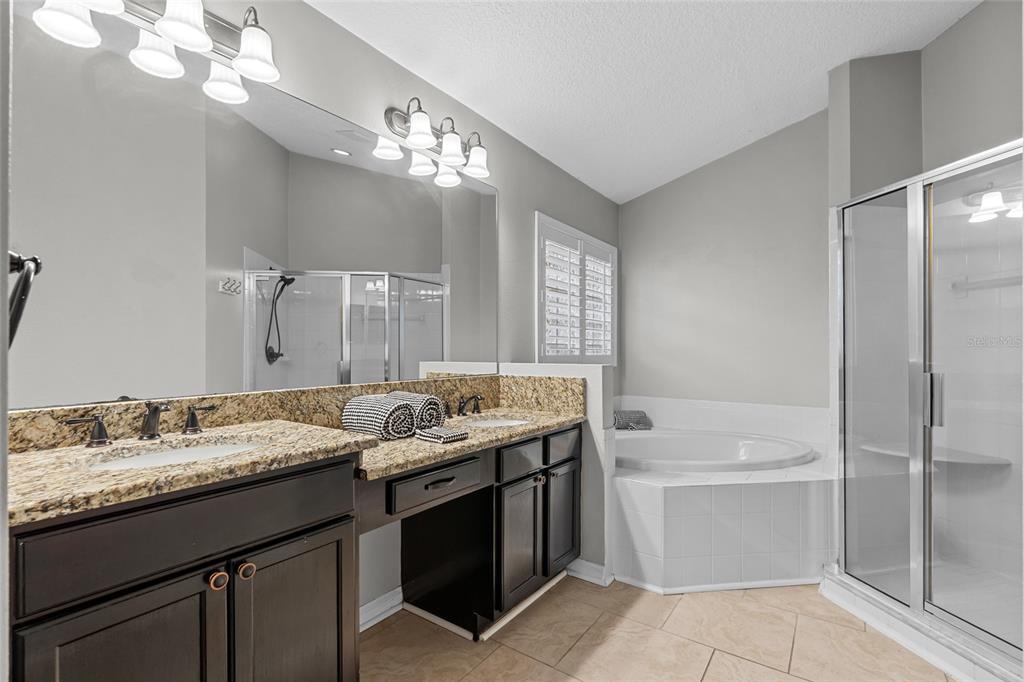 6006 Chellas Court Lutz, FL 33558 - Photo 26 of 61