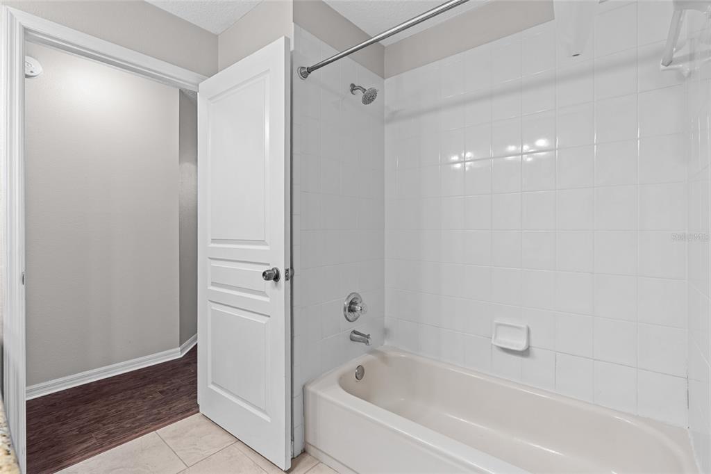 6006 Chellas Court Lutz, FL 33558 - Photo 32 of 61