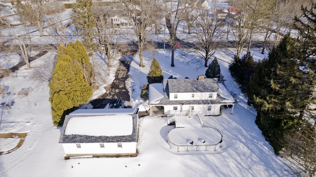 133 Middle Street Hadley, MA 01035 - Photo 1 of 41 Gallery Image 1