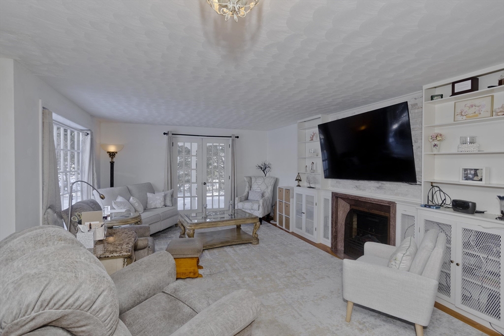 133 Middle Street Hadley, MA 01035 - Photo 15 of 41 Gallery Image 15