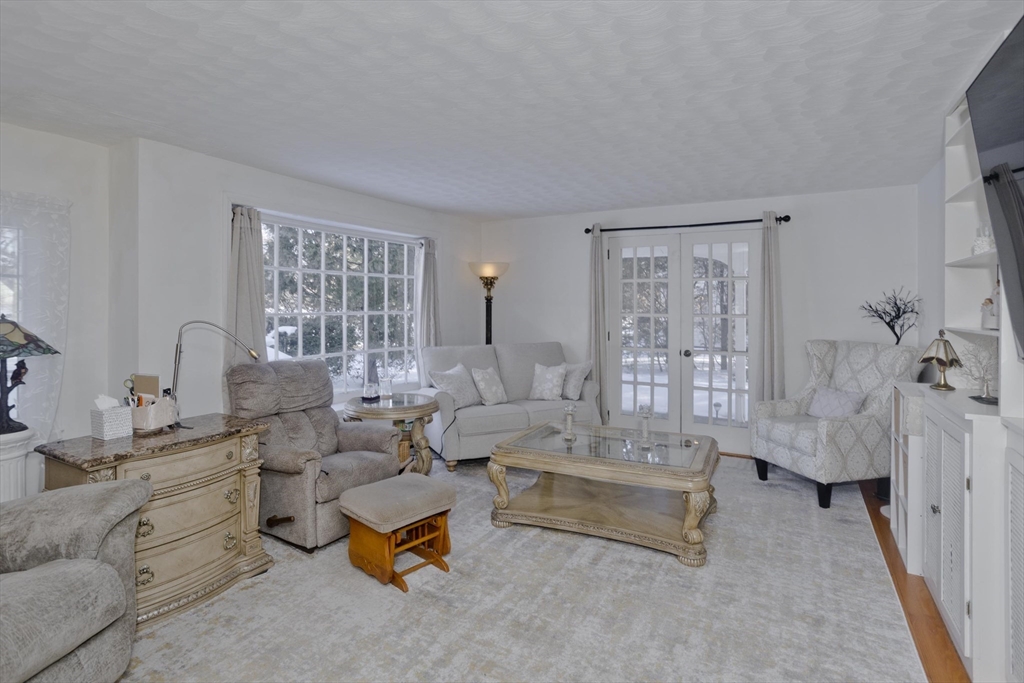 133 Middle Street Hadley, MA 01035 - Photo 17 of 41 Gallery Image 17