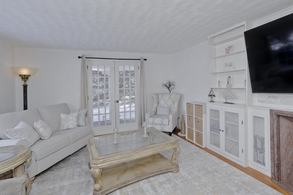 133 Middle Street Hadley, MA 01035 - Photo 18 of 41 Gallery Image 18