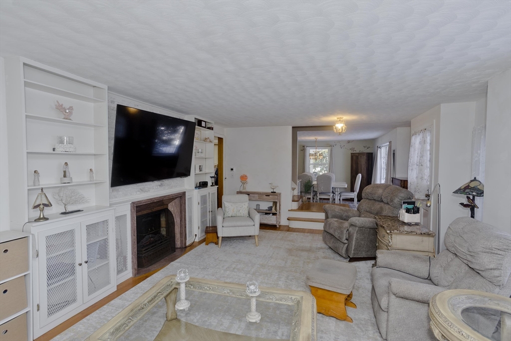 133 Middle Street Hadley, MA 01035 - Photo 19 of 41 Gallery Image 19