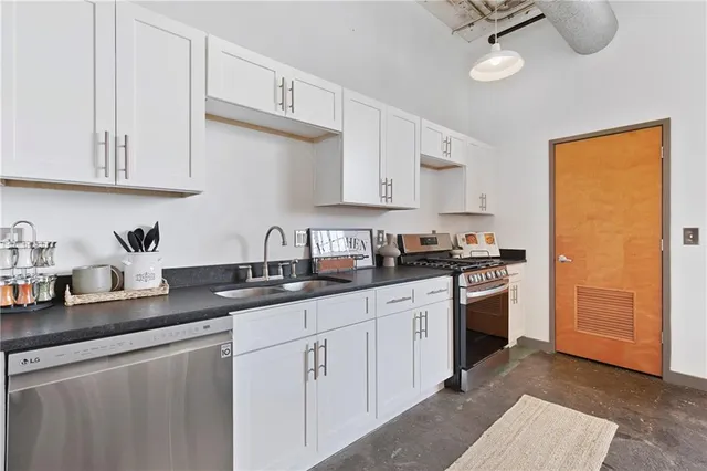 $299,000 | 426 Marietta Street Northwest, Unit 410, Atlanta, GA 30313