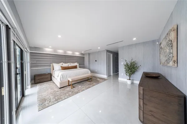 $16,500 | 5601 North Ocean Drive, Unit 5601, Hollywood, FL 33019