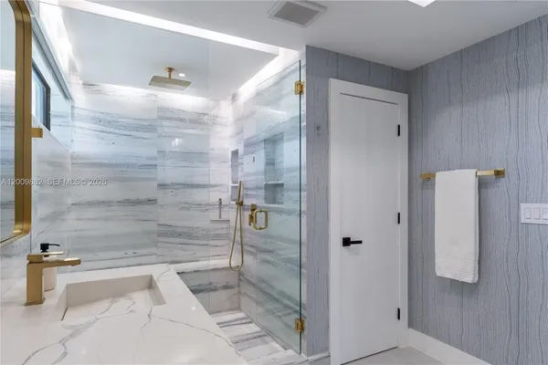 $16,500 | 5601 North Ocean Drive, Unit 5601, Hollywood, FL 33019