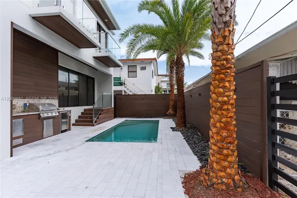 $16,500 | 5601 North Ocean Drive, Unit 5601, Hollywood, FL 33019