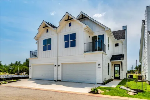 $385,000 | 136 Lourdes Court, Unit B, Dripping Springs, TX 78620